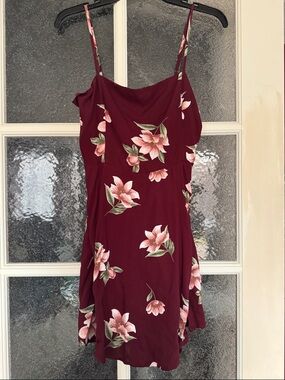 Forever 21 Pretty Burgundy Floral Slip Dress